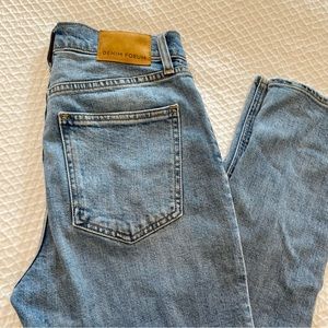 Aritzia Denim Forum Yoko High arise Slim Jeans NWOT